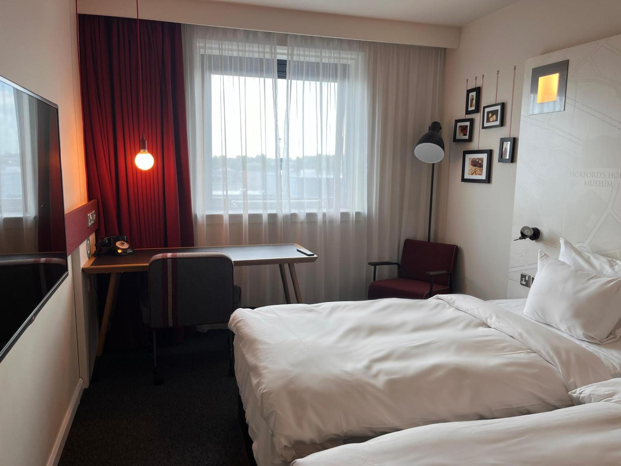 B&B Hotel Дерби Экстерьер фото