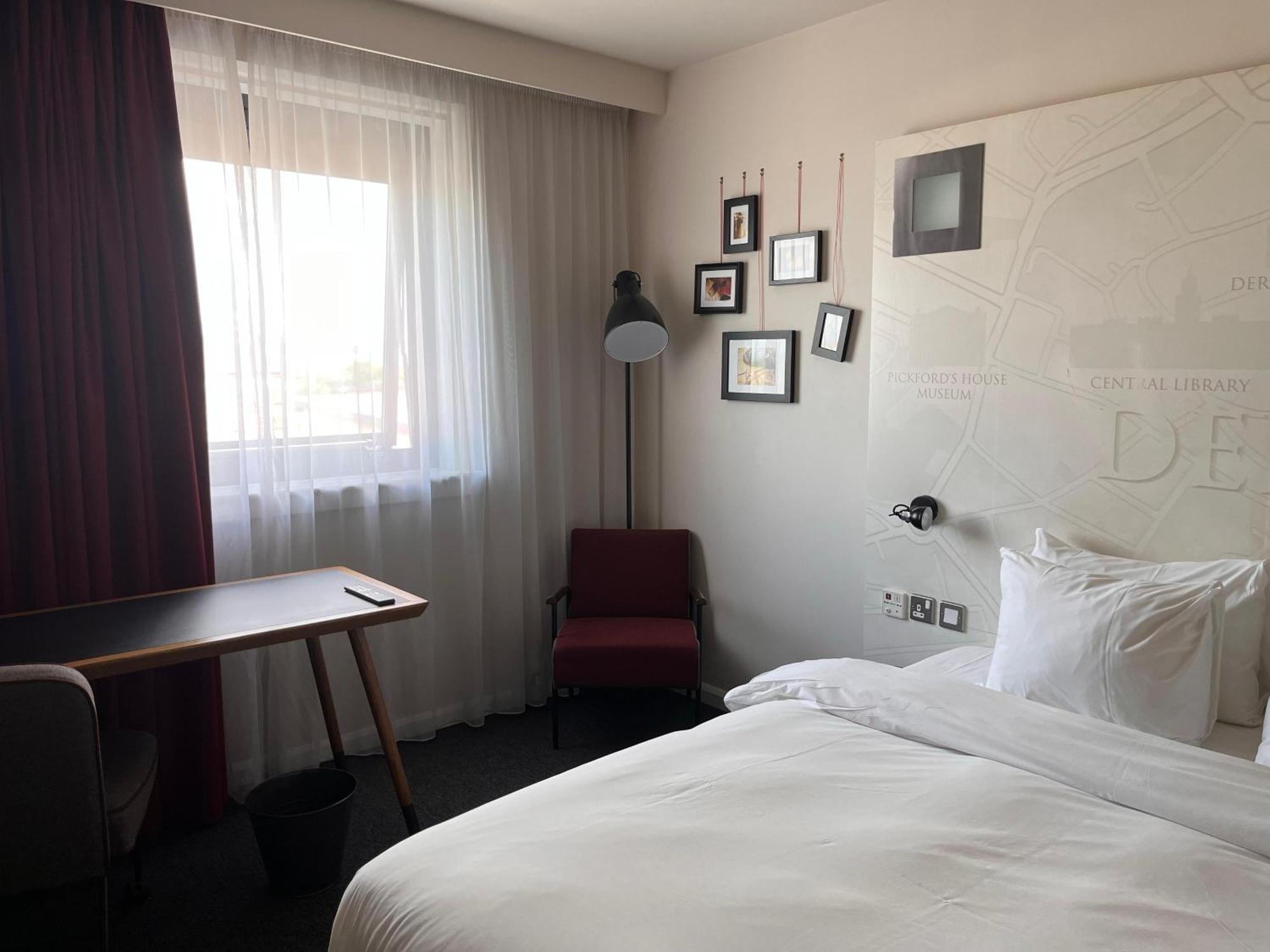 B&B Hotel Дерби Экстерьер фото